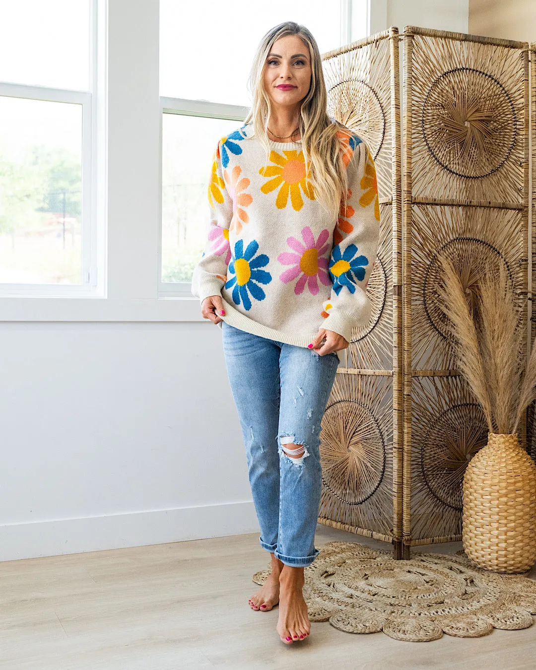 Bright Daisy Sweater - Taupe