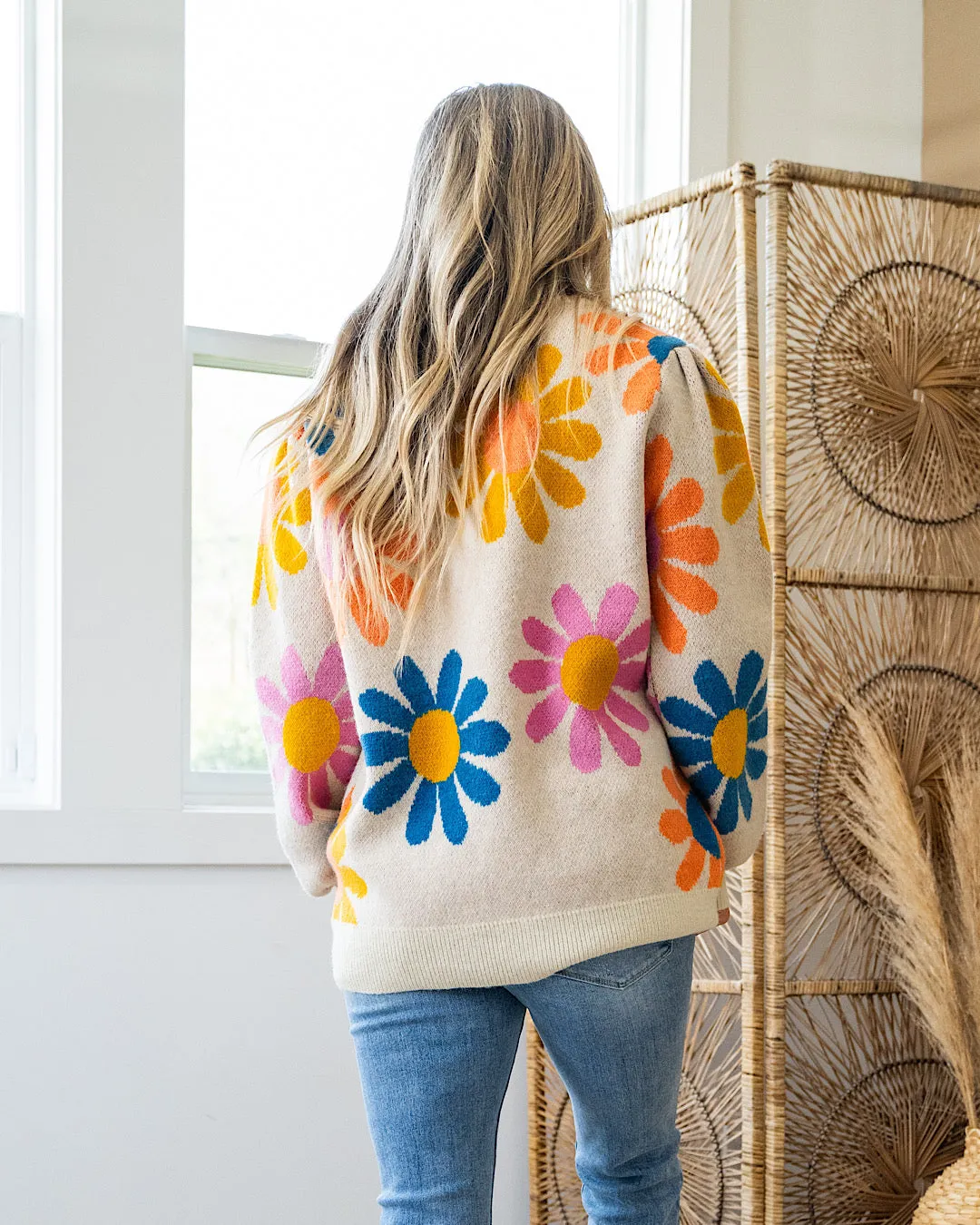 Bright Daisy Sweater - Taupe