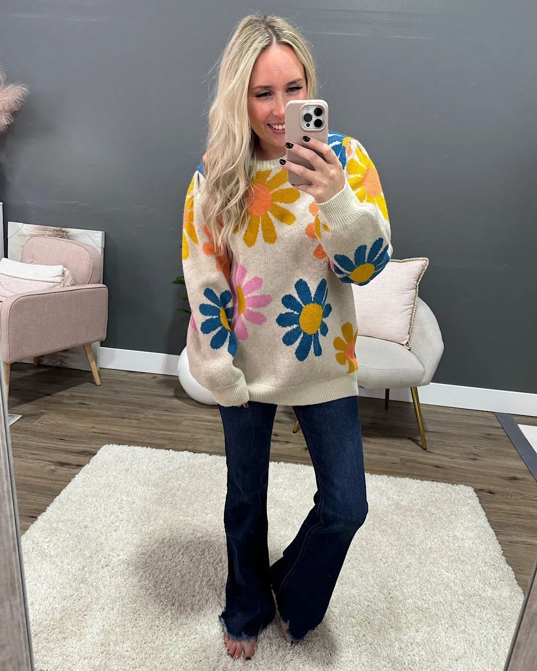 Bright Daisy Sweater - Taupe