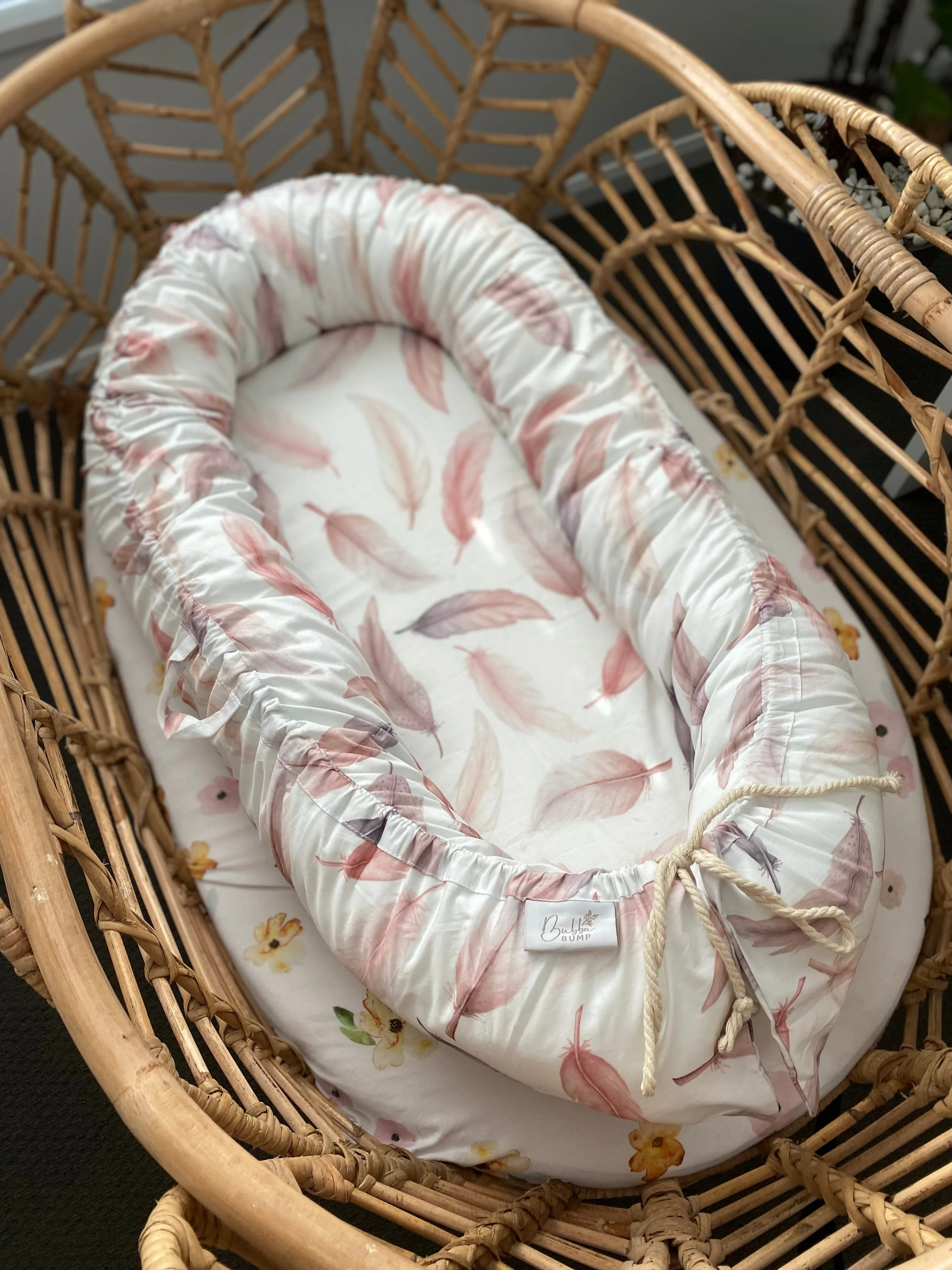 Feather Organic Baby Lounge