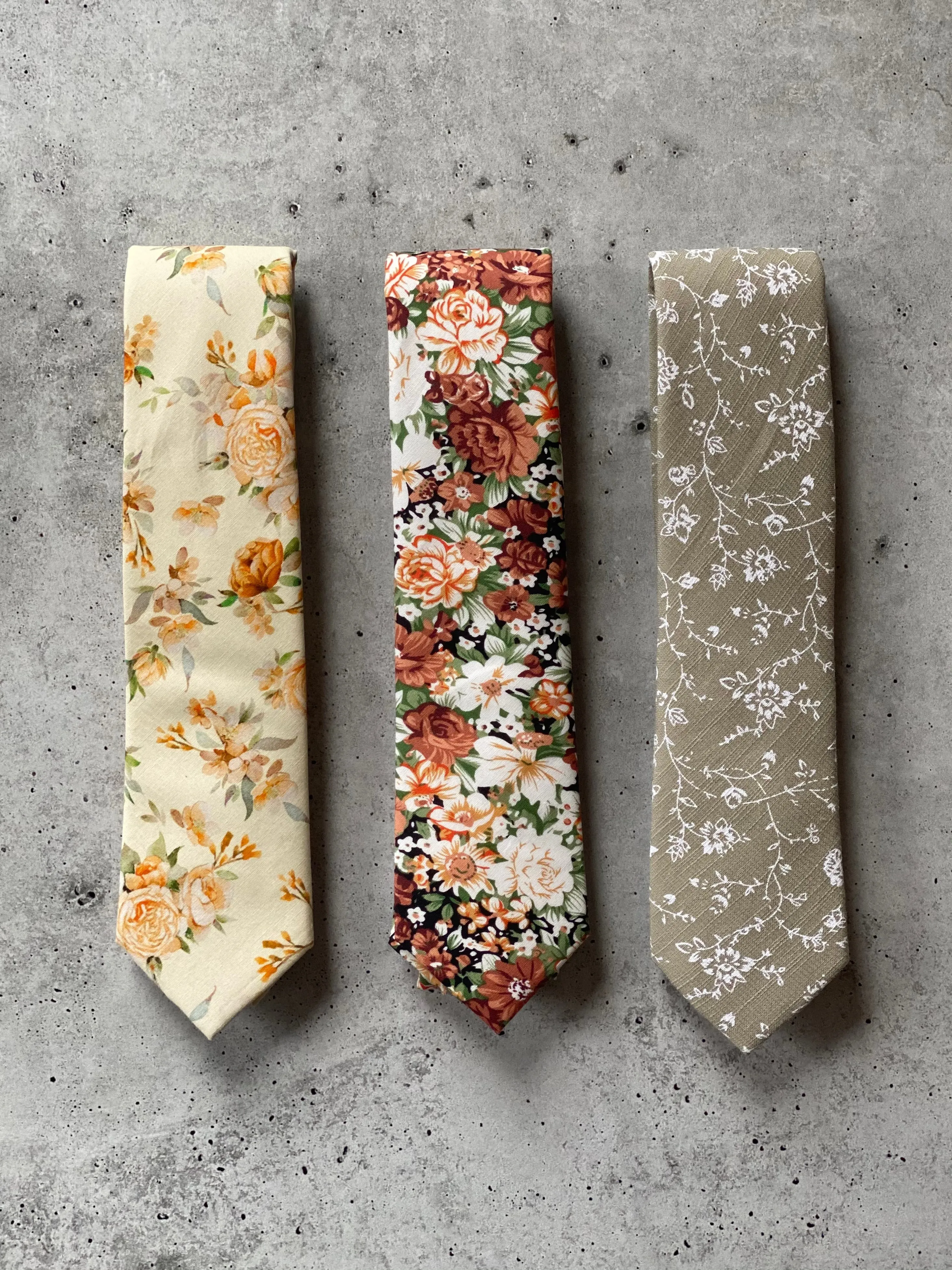 Felix Cotton Floral Neck Tie